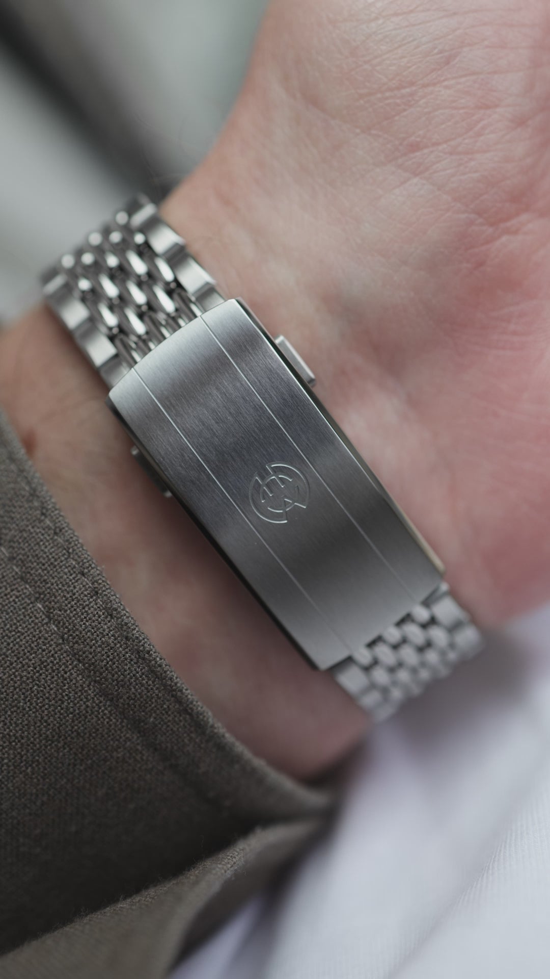 #bracelet_moon-grey-bor