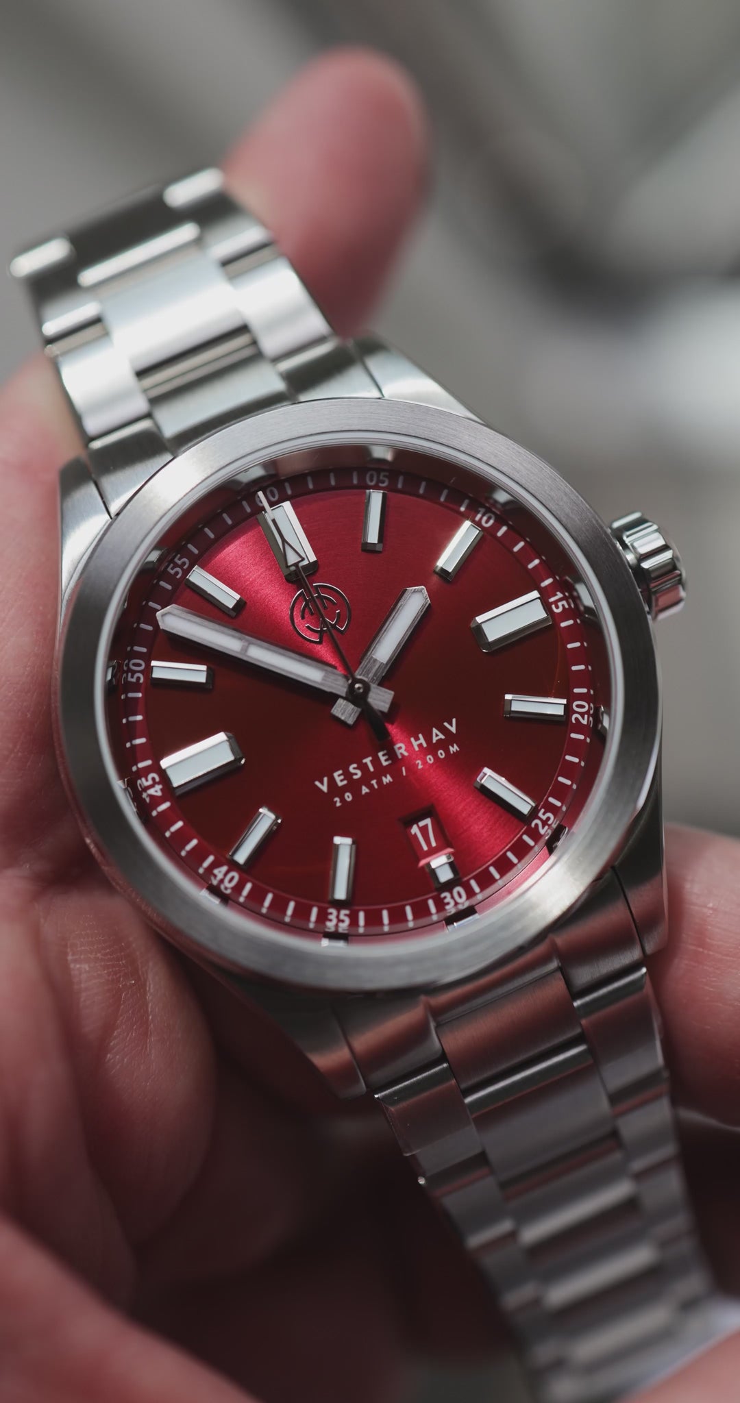 Vesterhav - Crimson Red