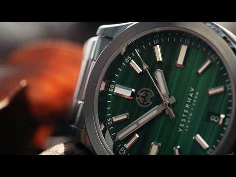 Henry Archer - Vesterhav 38 - Malachite Gemstone Dial wristwatch