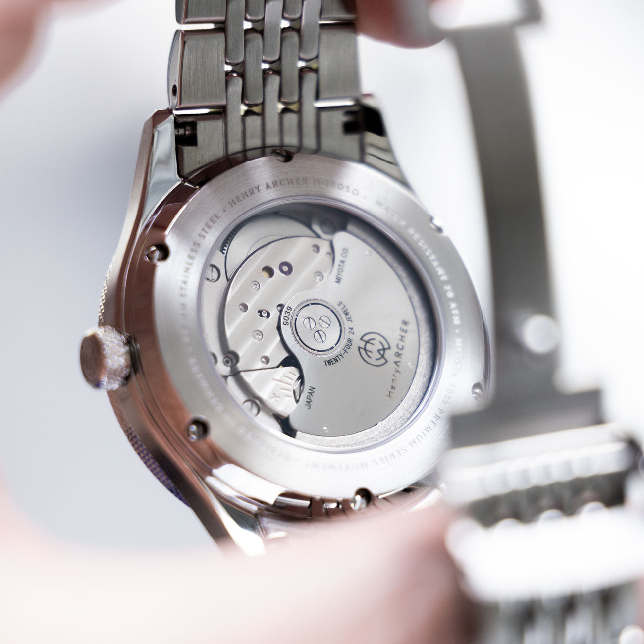 Montre Henryarcher Watches pour homme en argent avec bracelet en acier  Nordsø - Polar White 316 40MM